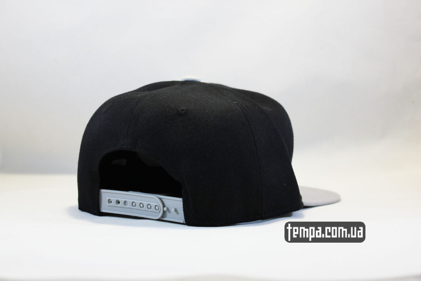 где купить оригинальные бейсболки кепка Snapback RAIDERS Jacobs 28 NewEra купить