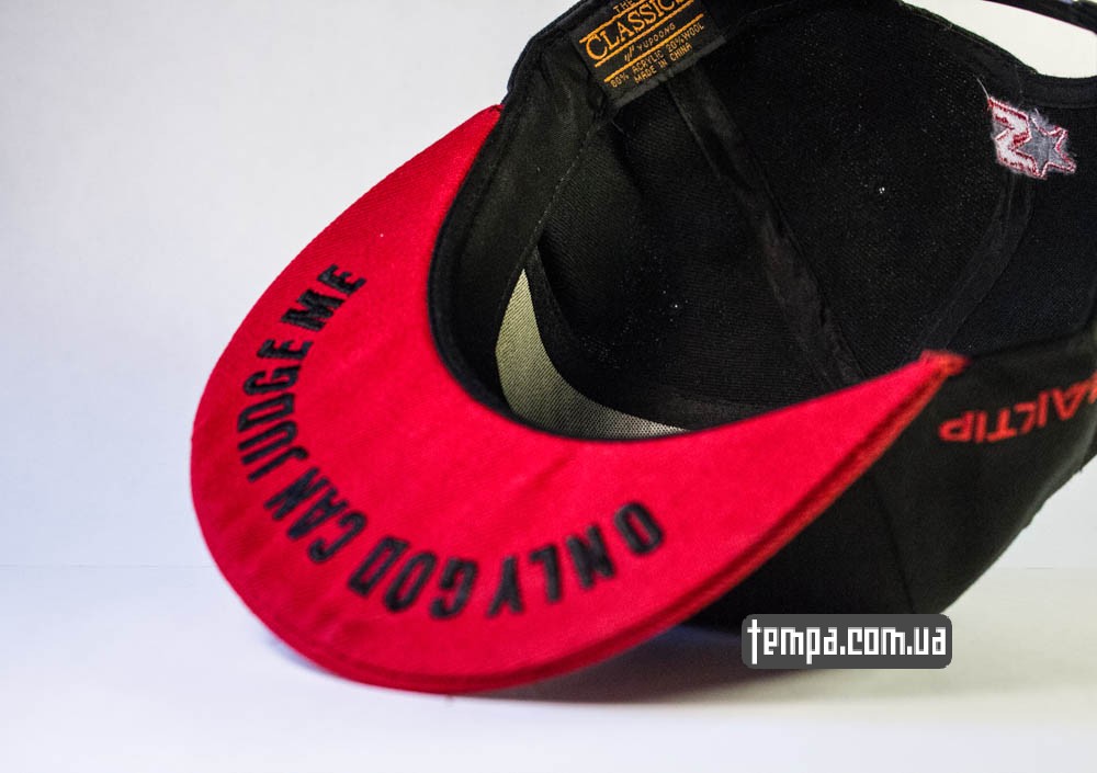 Кепка Crooks and Castles PRAY черная с красным козырьком купить бейсболку_3
