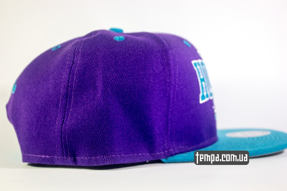 баскетбольная кепка бейсболка snapback charlotte HORNETS сереневая NBA mitchell and ness с пчелой купить в украине