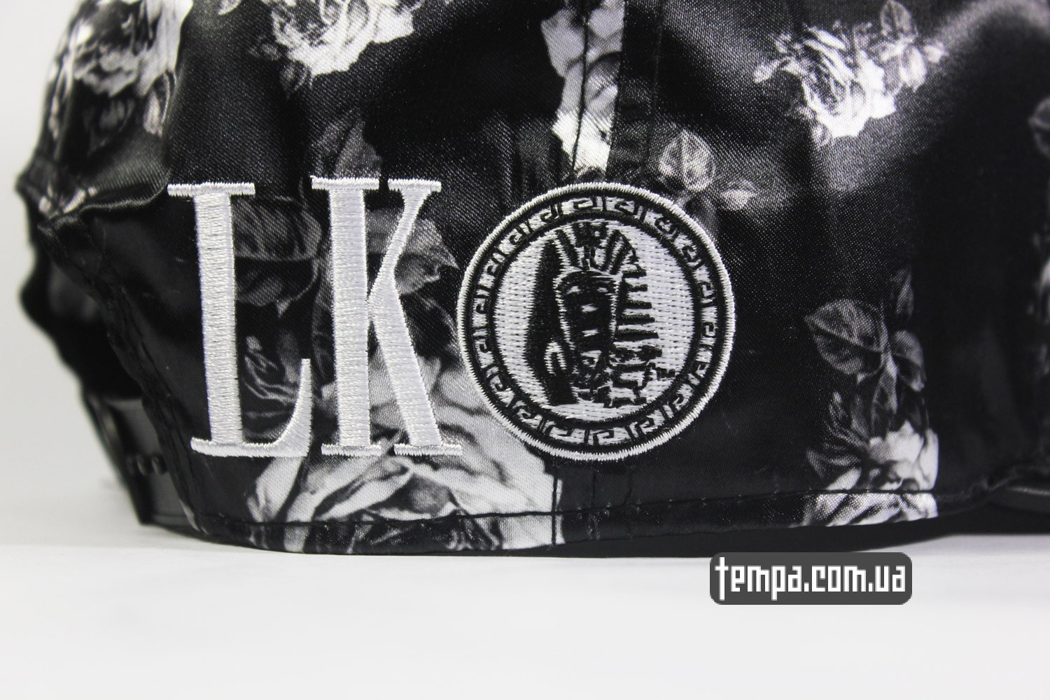 реперка бейсболка кепка spapback last kings черная с розами_