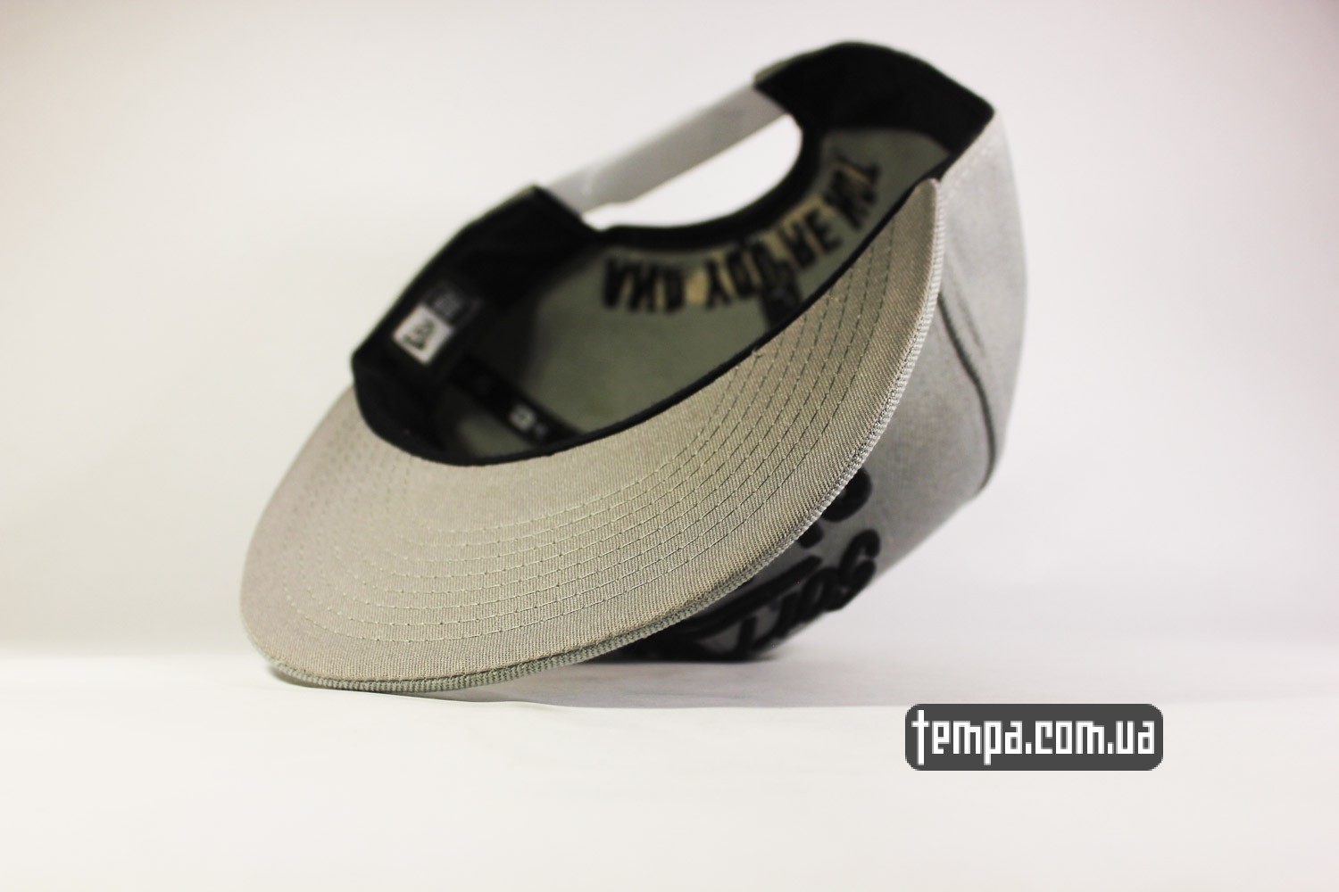 классическая олдскульная бейсболка кепка Snapback Sorry I'm Classoc Sorry i'm fresh NEW ERA серая бейсболка