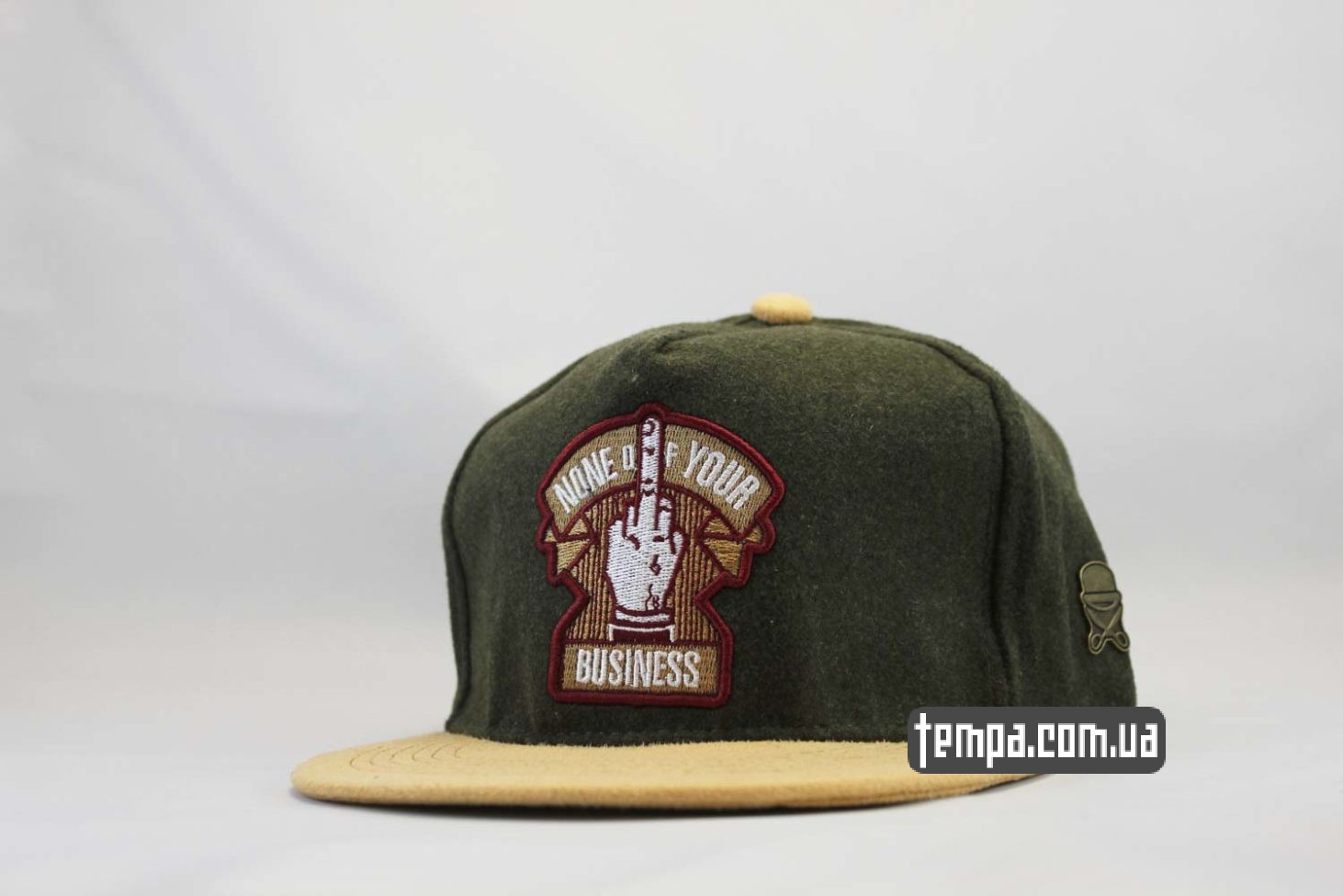кепка snapback None Of your Business Cayler and Sons средний палец