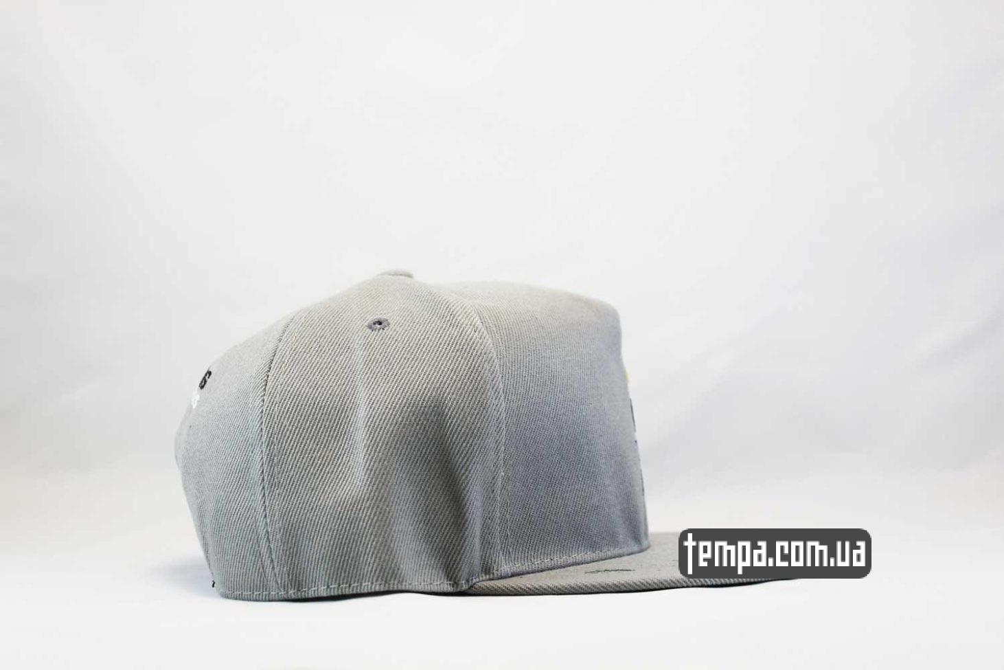 прямой козырек кепка бейсболка snapback Cayler and Sons bear с медведем