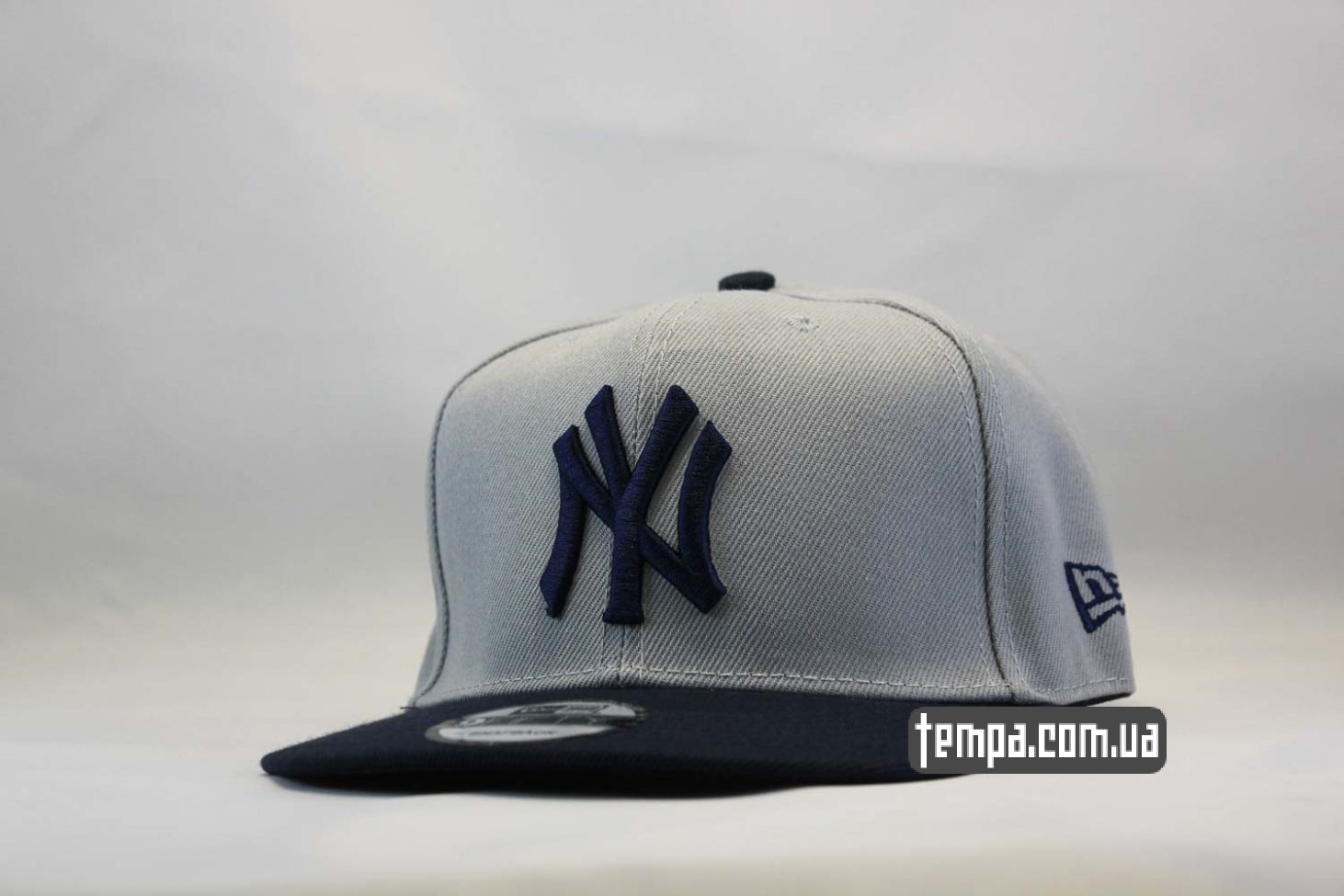 кепка snapback Yankees New York NY New Era серая с синим логотипом