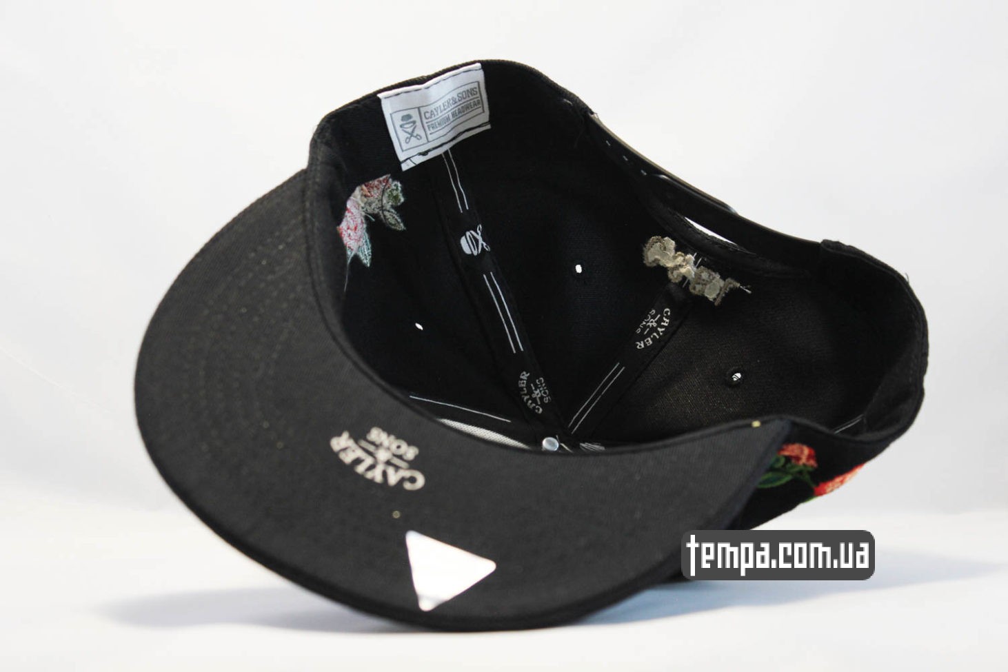 кепки с розовами купить кепка Snapback ROSES Cayler And Sons с розами черная кепки с розовами купить кепка Snapback ROSES Cayler And Sons с розами черная