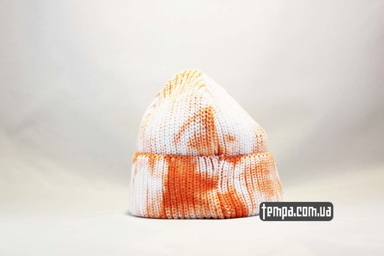 бини украина короткая шапка beanie Carhartt пятнистая оранжево-белая бини украина короткая шапка beanie Carhartt пятнистая оранжево-белая