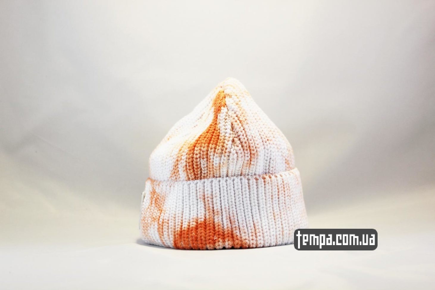 пятнистая одежда короткая шапка beanie Carhartt пятнистая оранжево-белая пятнистая одежда короткая шапка beanie Carhartt пятнистая оранжево-белая