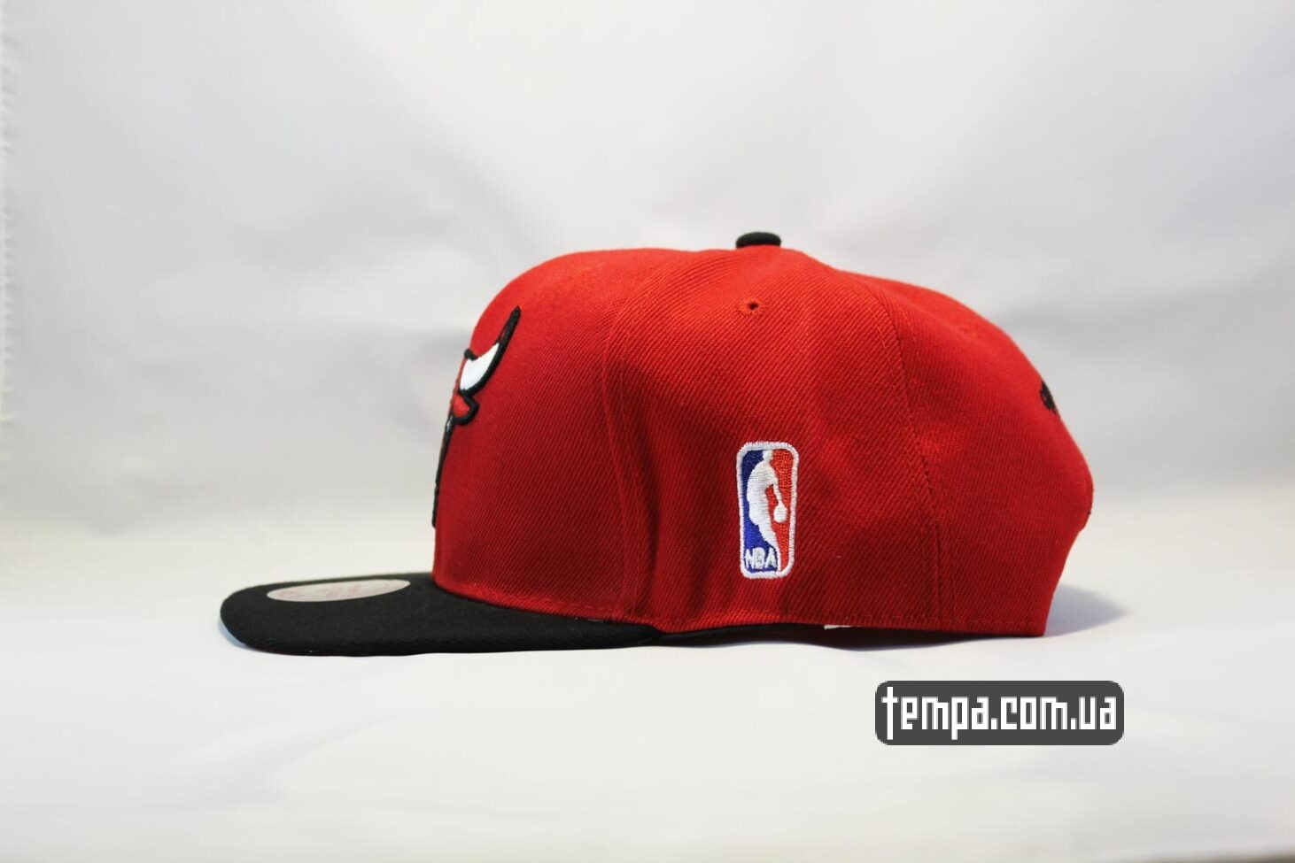 Чикаго Булс бейсболка кепка snapback Chicago Bulls New Era красная с быком Чикаго Булс бейсболка кепка snapback Chicago Bulls New Era красная с быком