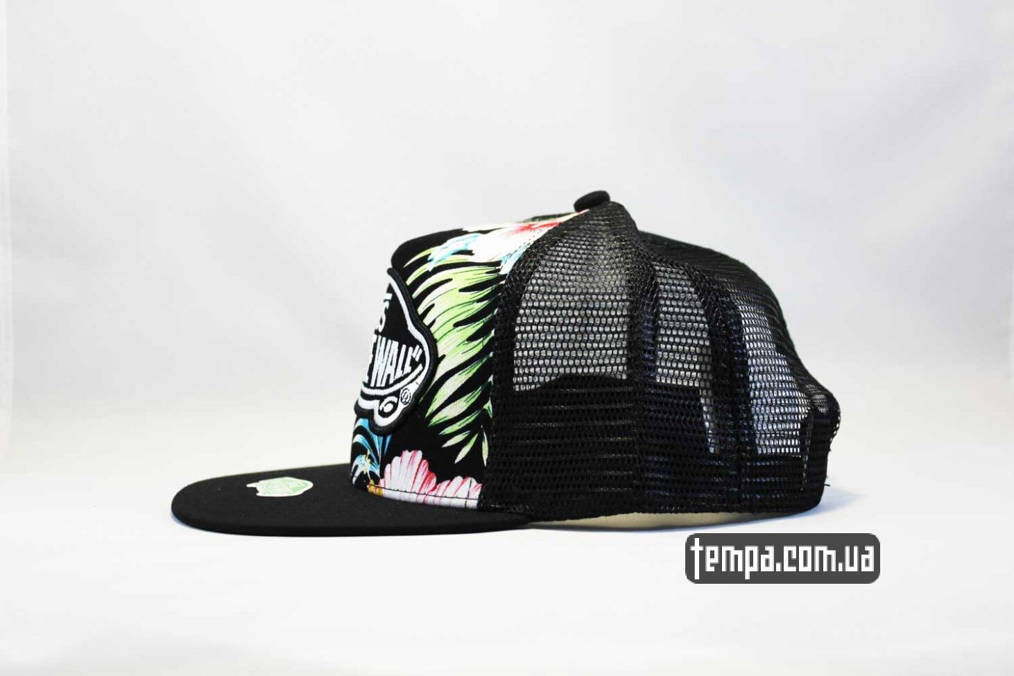 тракер кепка snapback trucker vans off the wall черная с цветами сеточка тракер кепка snapback trucker vans off the wall черная с цветами сеточка