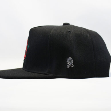 кепка snapback череп роза cayler and sons