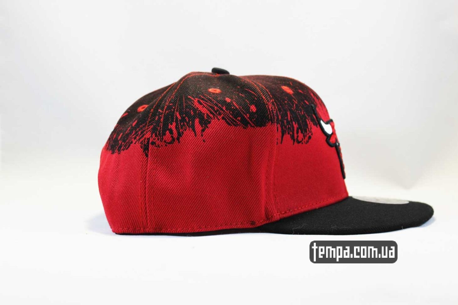 реперская бейсболка кепка Snapback Chicago Bulls Red Black New Era черная с крастным
