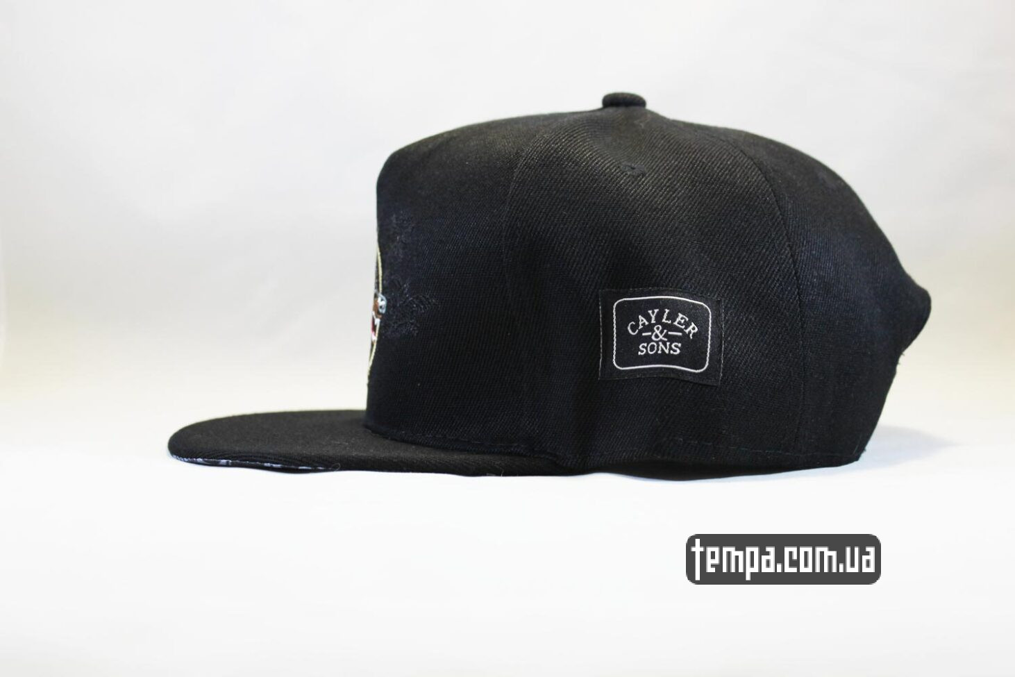 бейсболки с собаками кепка Snapback доберман Cayler Sons собака бейсболка бейсболки с собаками кепка Snapback доберман Cayler Sons собака бейсболка