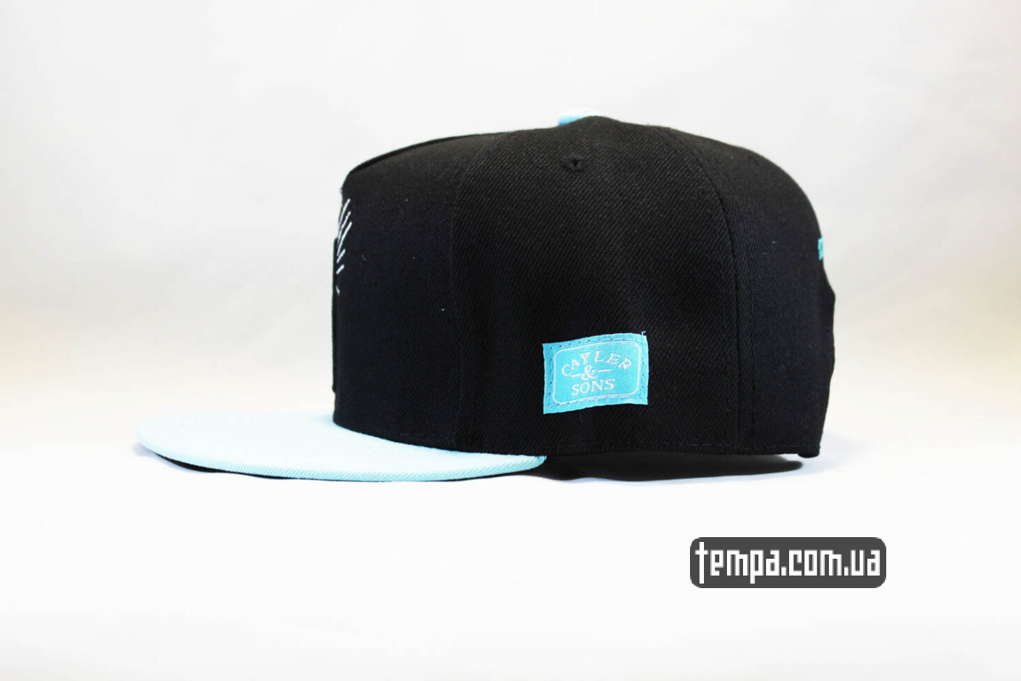 рубин диманад одежда кепка Snapback Cayler and Sons Diamond черная с голубым корызрьком рубин диманад одежда кепка Snapback Cayler and Sons Diamond черная с голубым корызрьком