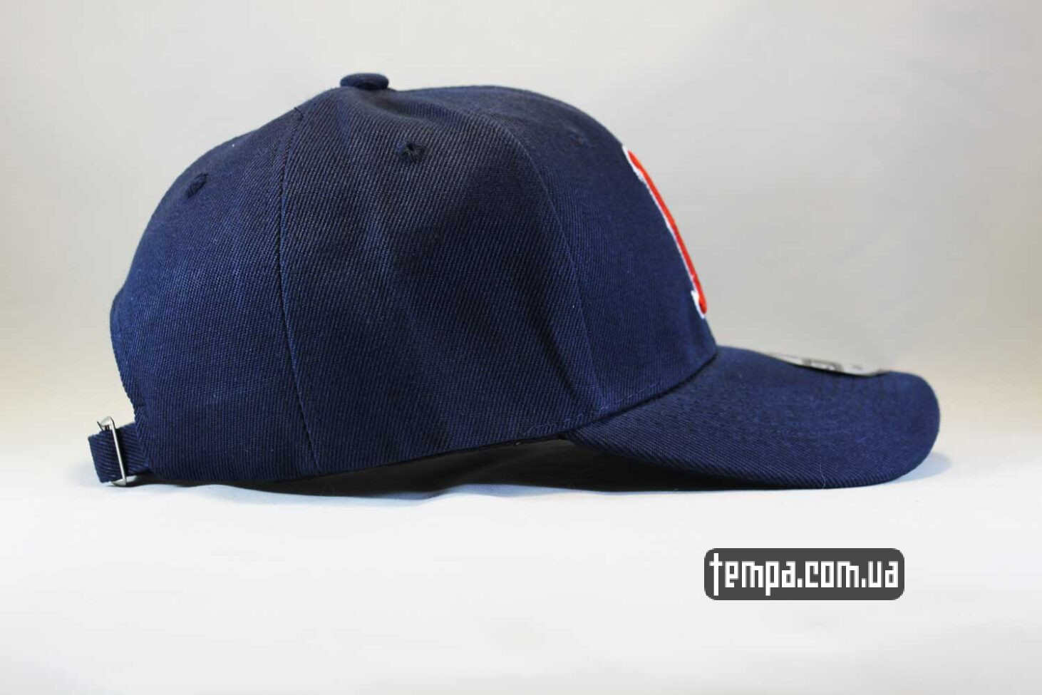 Кепка New Era Boston Red Sox синяя с красным логотипом B Кепка New Era Boston Red Sox синяя с красным логотипом B