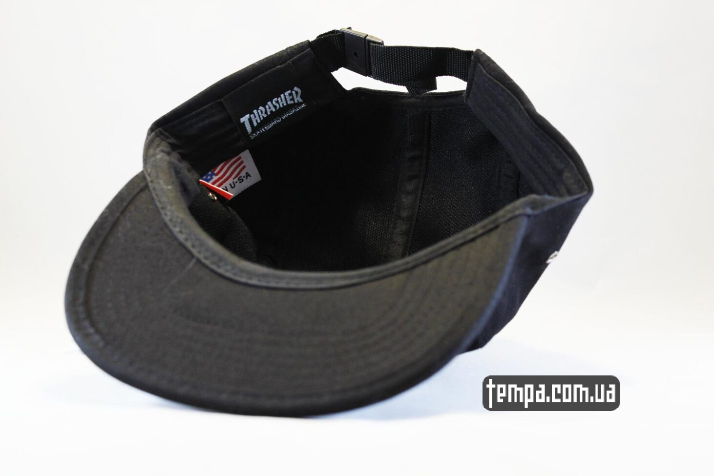 Кепка Thrasher черная с прямым коротким козырьком и логотипом в огне для коллекции в Украине Кепка Thrasher черная с прямым коротким козырьком и логотипом в огне для коллекции в Украине