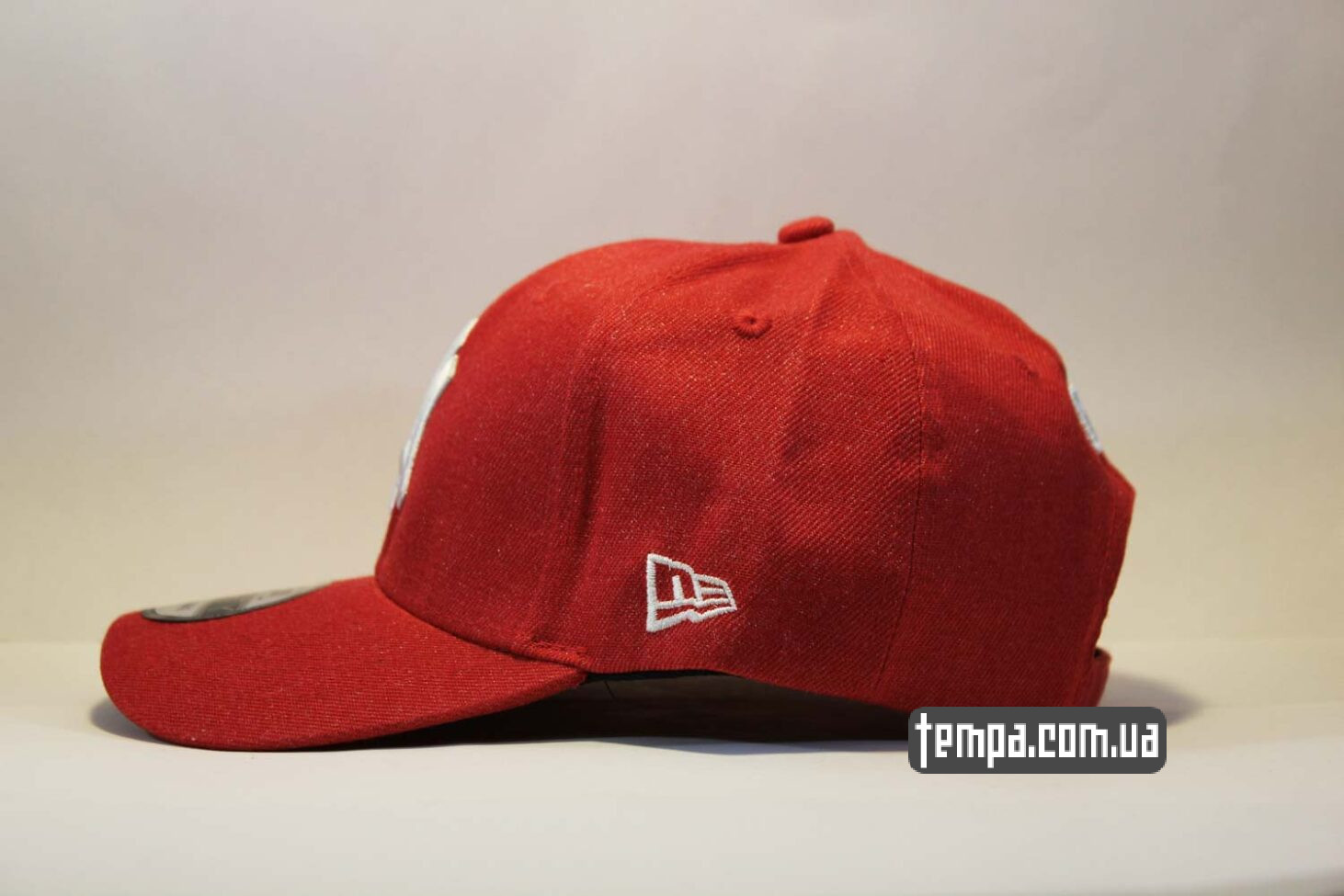красная круглый козырек кепка бейсболка yankees new era круглый козырек красная белый логотип